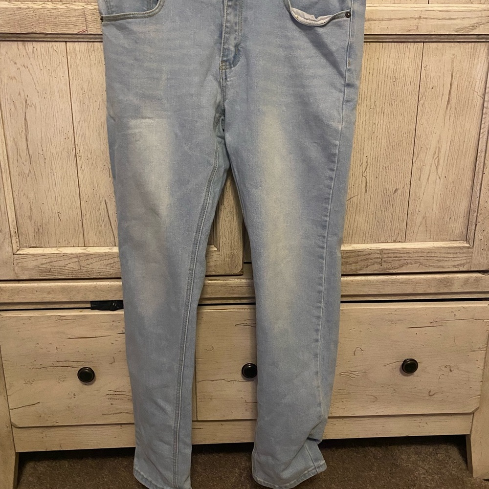Forever 21 Women's Light Blue High Rise Jeans